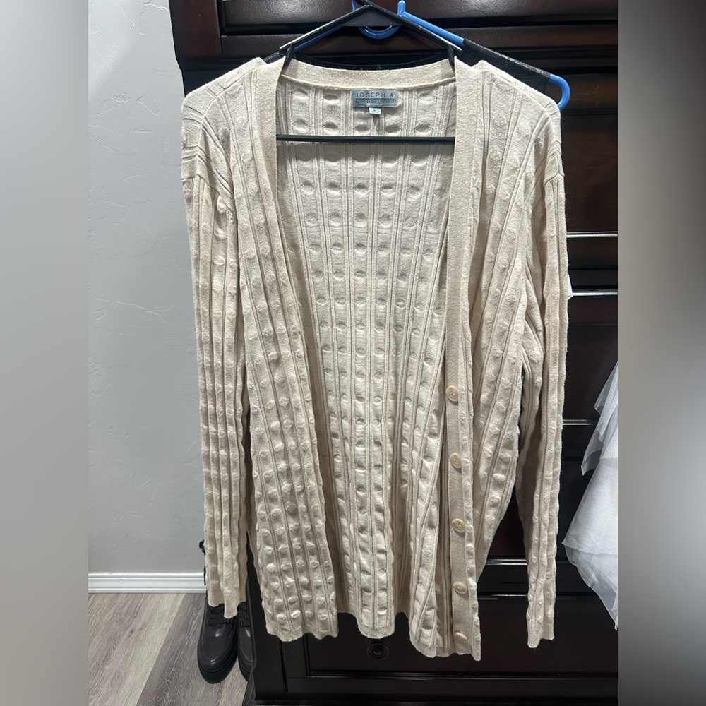 Joseph A. Beige Cable Knit Button-Cardigan Size L
